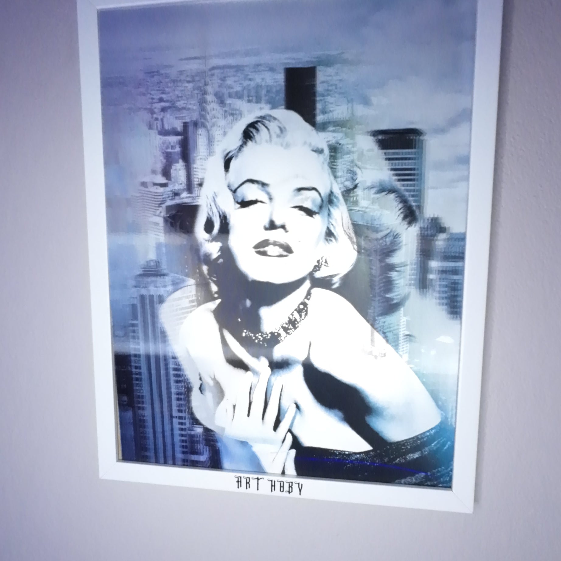 Marilyn Monroe Sanat Posteri – 3D Hareketli New York Arka Planlı (Lenticular)